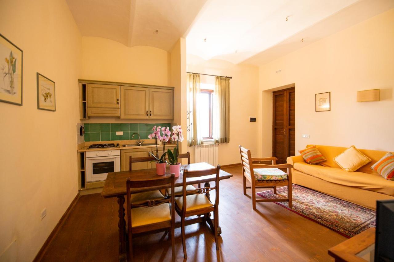 Agriturismo Lago Di Mezzano Valentano Zewnętrze zdjęcie