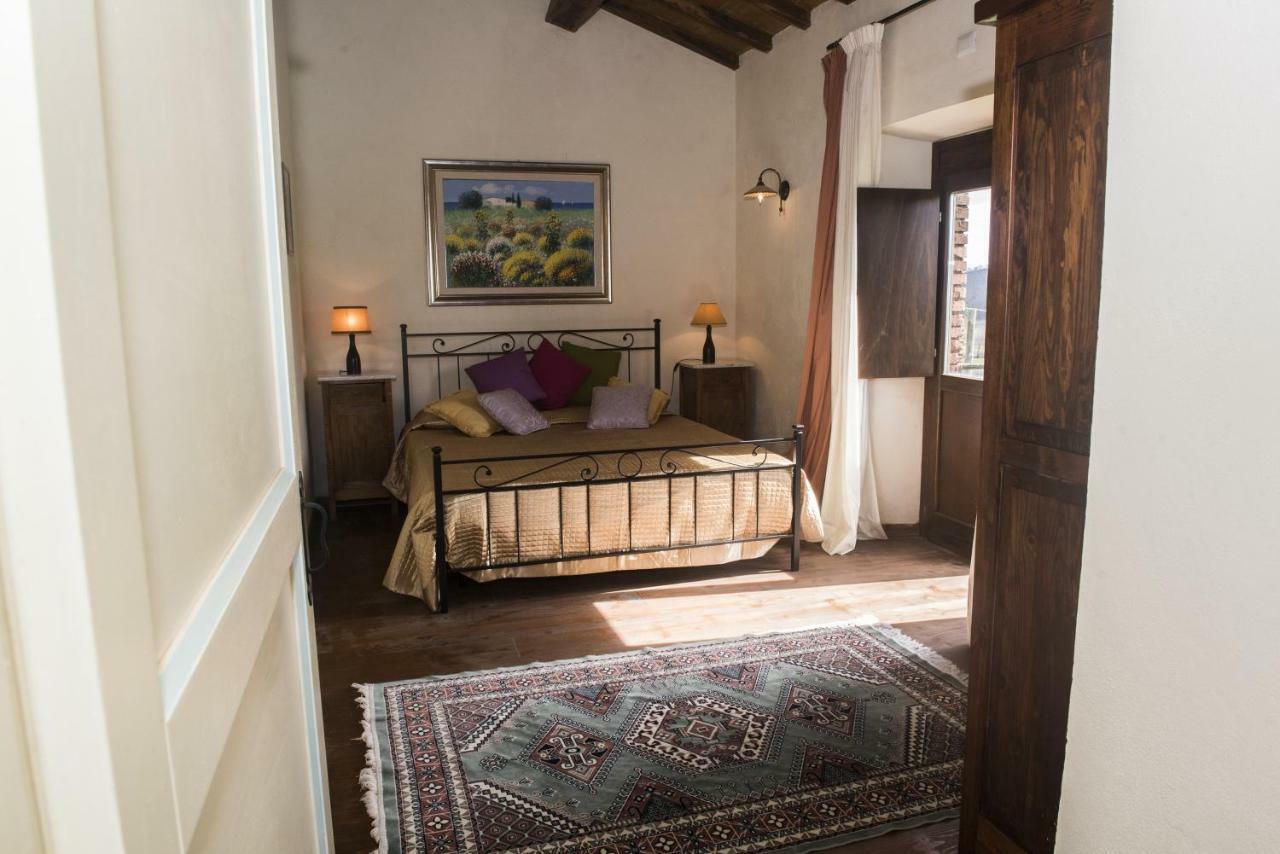 Agriturismo Lago Di Mezzano Valentano Zewnętrze zdjęcie